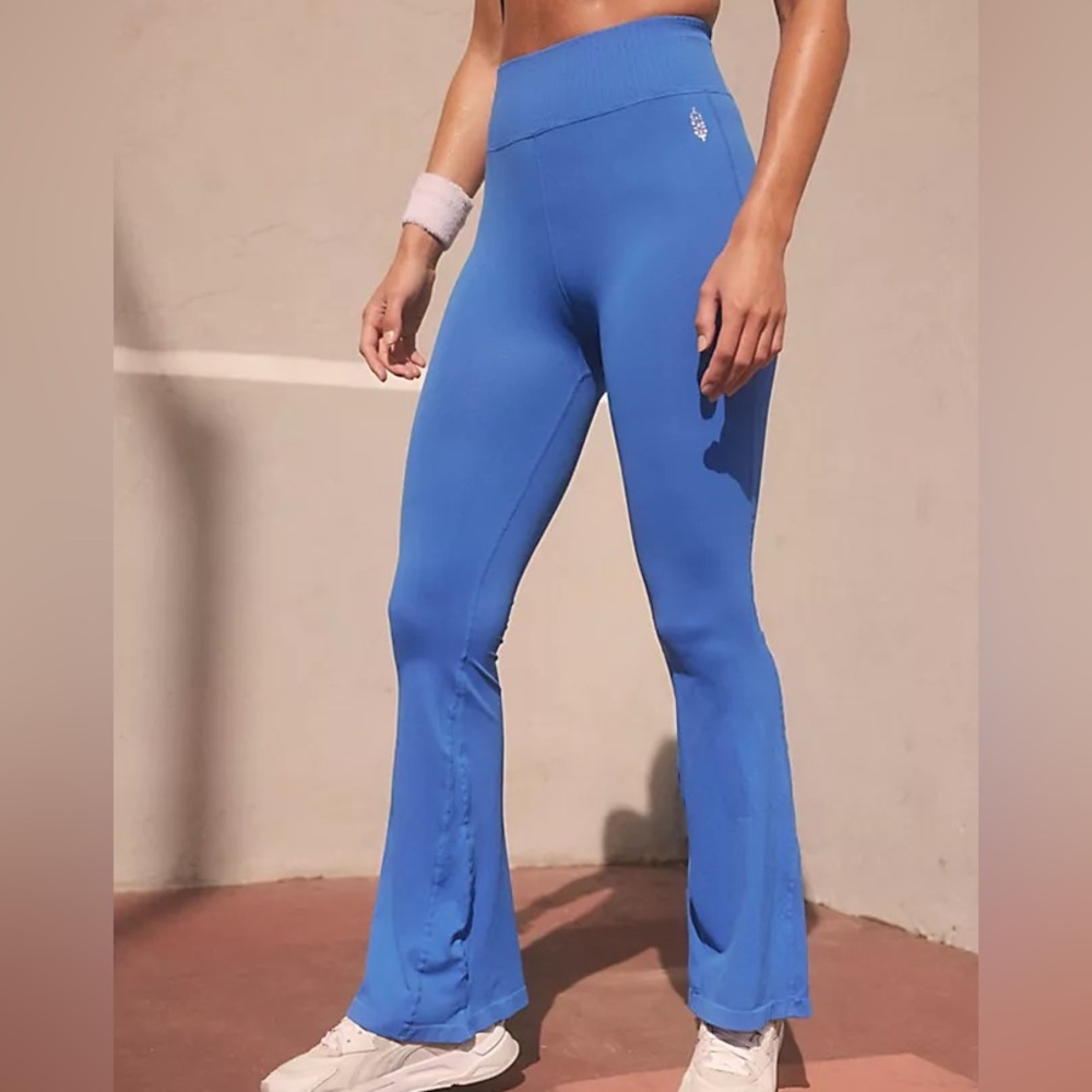 Free People Movement Good Karma Flare Leggings - Picture 1 of 8
